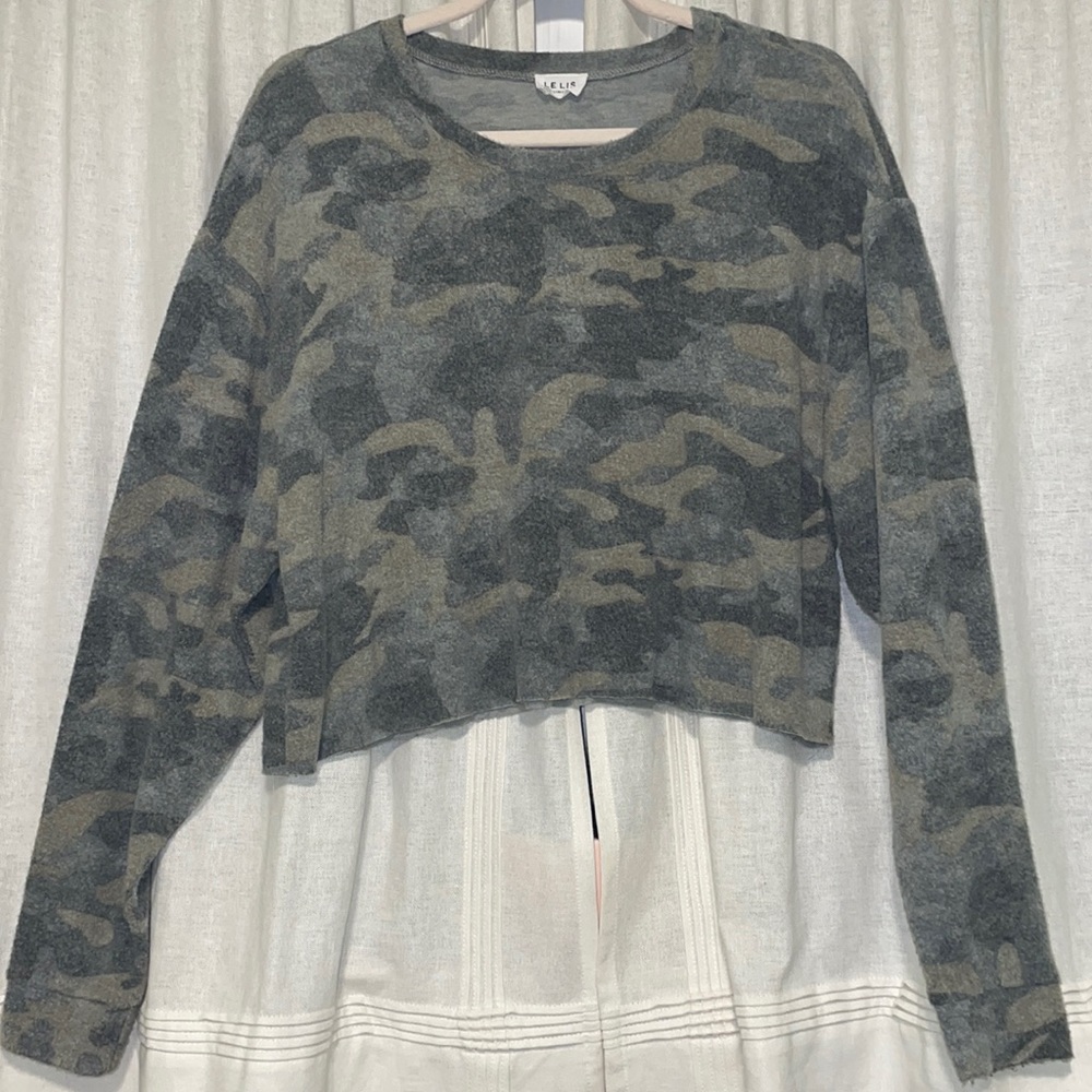 camo long sleeve top